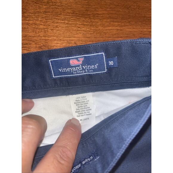 Vineyard Vines 9 Inch Inseam Navy Shorts Mens Size 30 Cotton - Picture 2 of 5